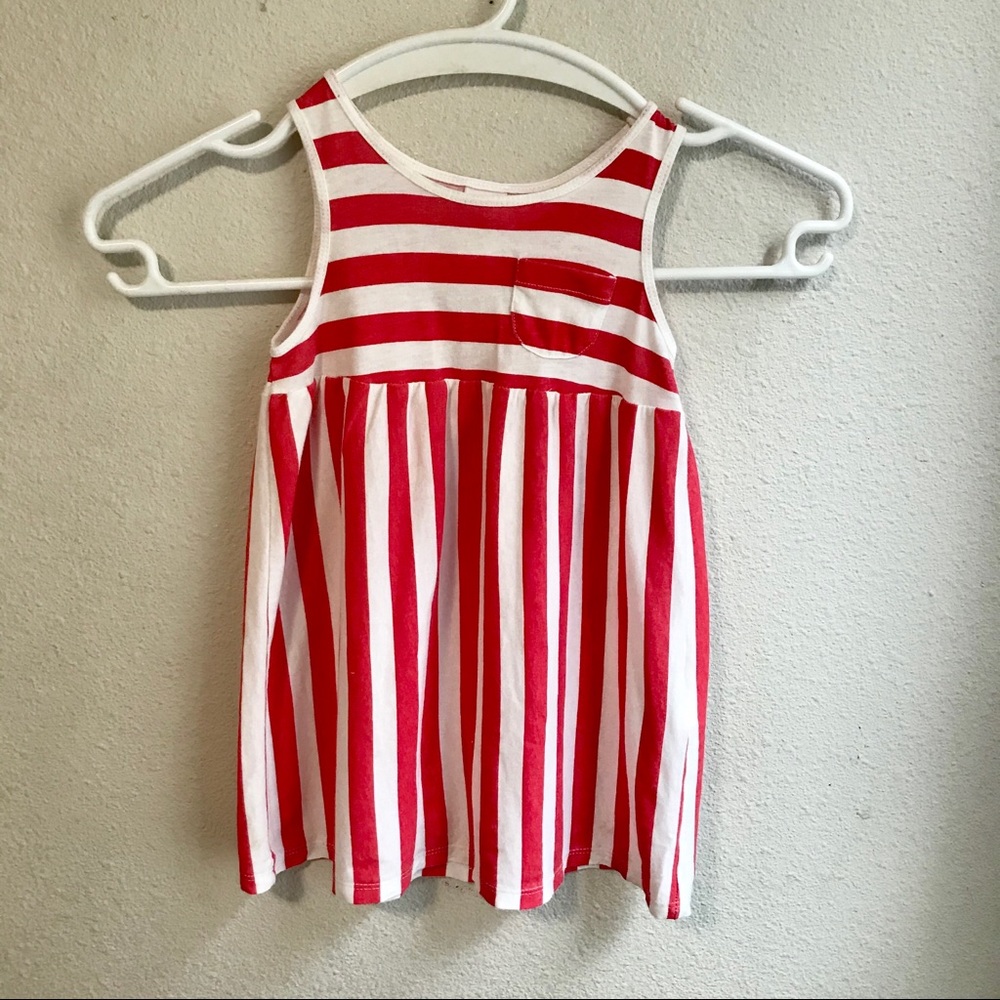 Two sleeveless dresses - Picture 2 of 4